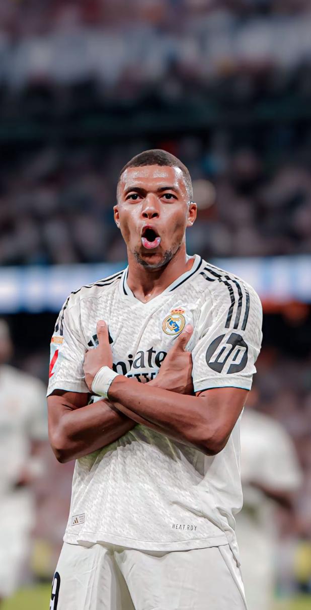 锐不可当引爆全场！，姆巴佩意外战胜加拿大队上演精彩一战(姆巴佩在皇马训练中打入精彩一球)-九游网页版